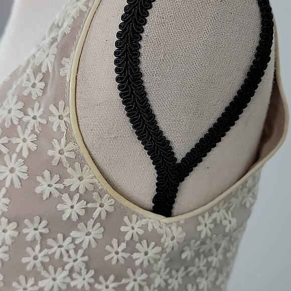 Anna Sui Floral Embroidered Sleeveless Ivory Sheath Dress 0 MINOR FLAWS - Picture 6 of 15